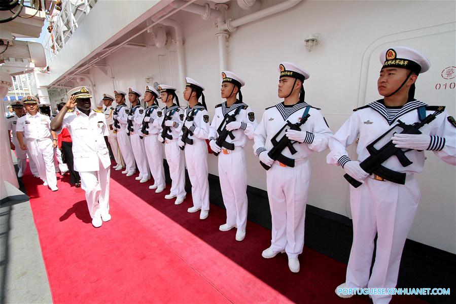 Navio-hospital naval chinês chega à Tanzânia