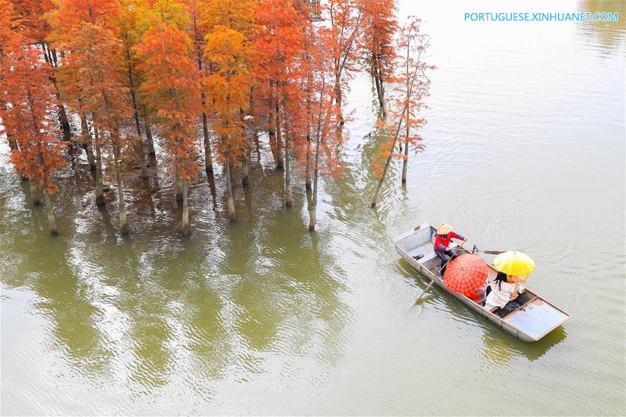 Paisagem do lago Tianquan em Jiangsu