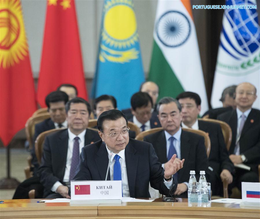 Premiê chinês pede maior cooperação da OCS em segurança, comércio e conectividade