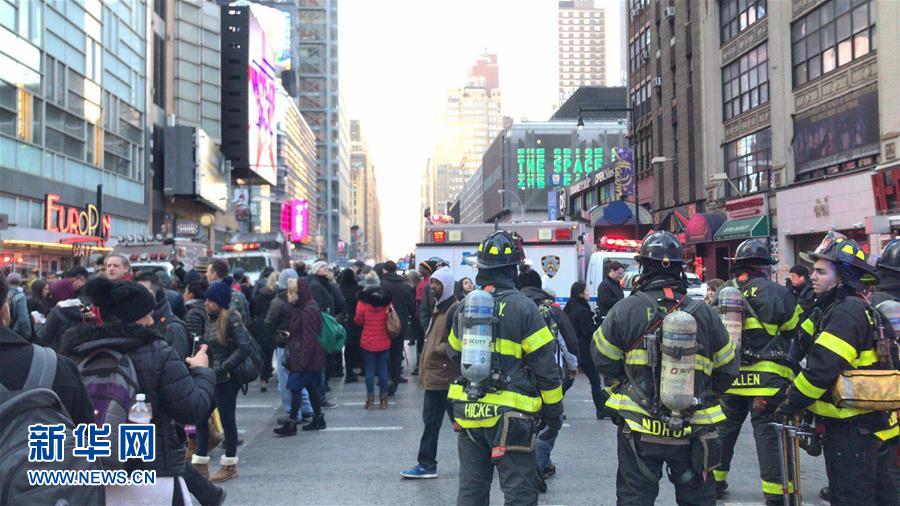 Explosão em Manhattan deixa quatro feridos 