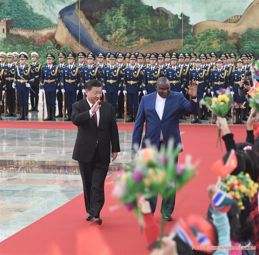 China enfatiza princípio de Uma Só China em visita do presidente da Gâmbia