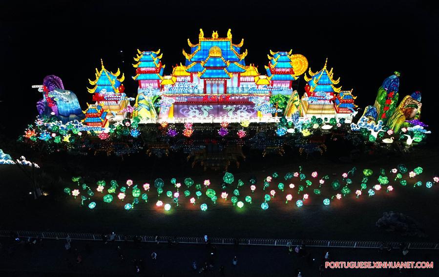 Festival de lanternas em Wuhan