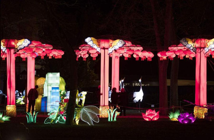 Lanternas tradicionais chinesas exibidas em Gaillac, França