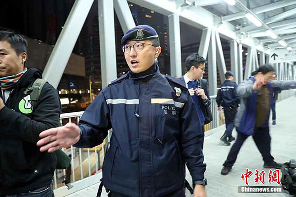 Polícia de Hong Kong desarma bomba da Segunda Guerra Mundial em Wan Chai