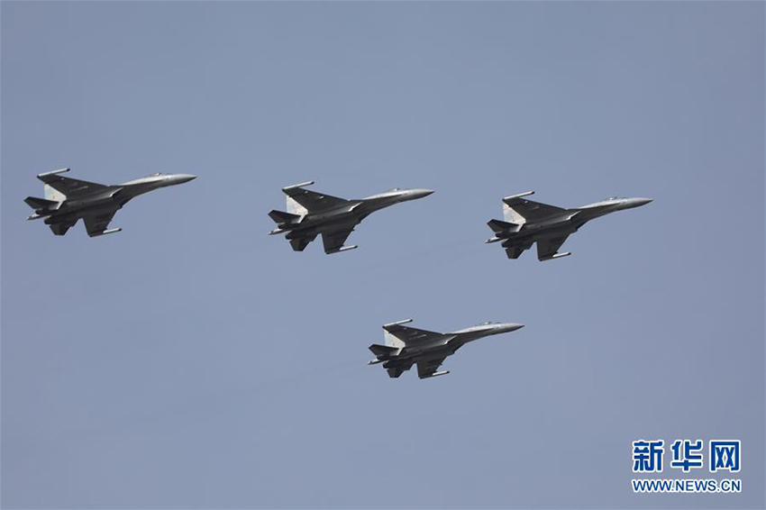 Força Aérea da China participa em patrulha conjunta sobre Mar do Sul da China