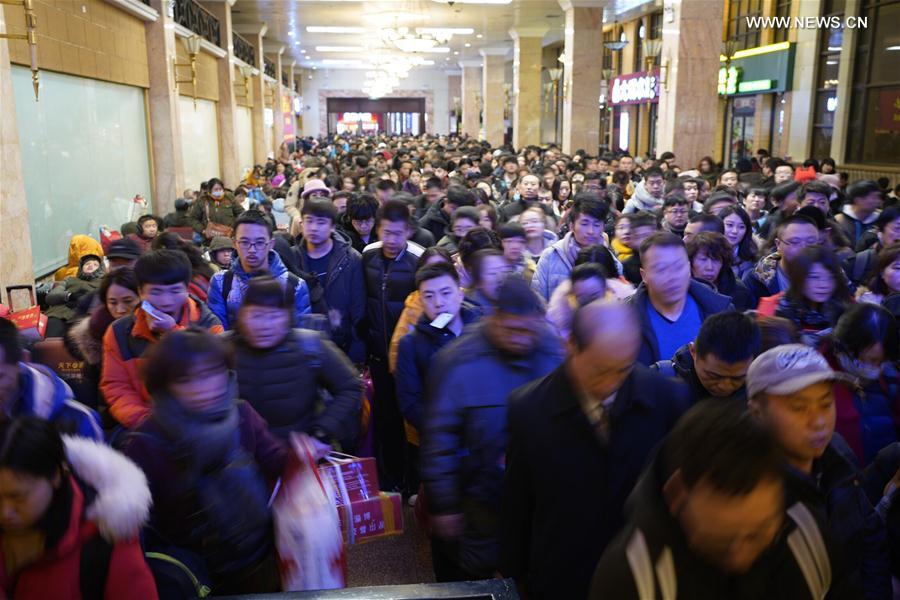 Ferrovias chinesas preparadas para o pico de viagens do Festival da Primavera 
