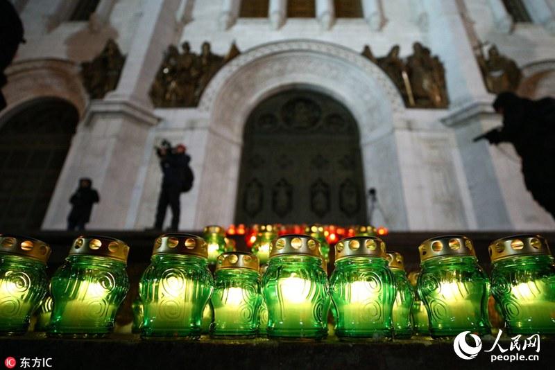 Rússia homenageia vítimas do acidente aéreo