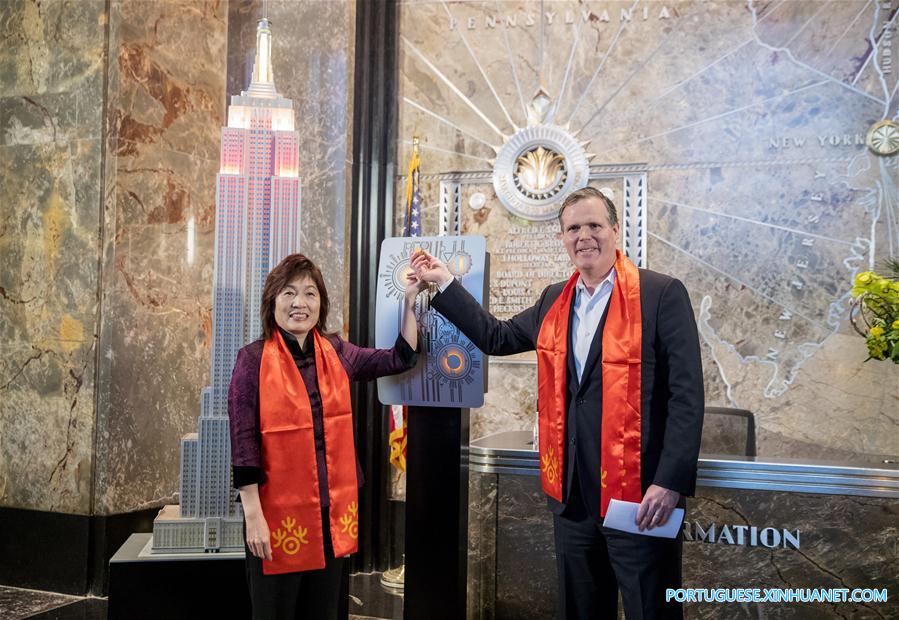 Empire State Bulding recebe iluminação especial em celebração ao Ano Novo lunar chinês