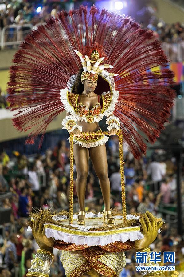 Galeria: Desfiles de escolas de samba da Série A encerrados com sucesso no Rio de Janeiro