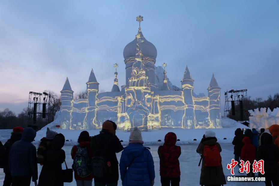 Galeria: Espetáculo luminoso em 3D realizado em Harbin