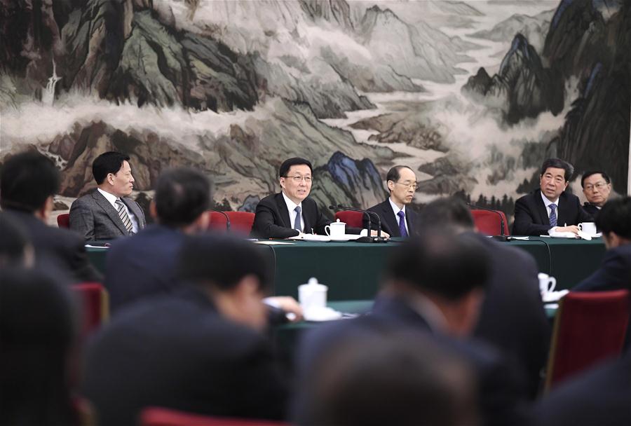 Líderes chineses sublinham pensamento de Xi Jinping em deliberações de painel