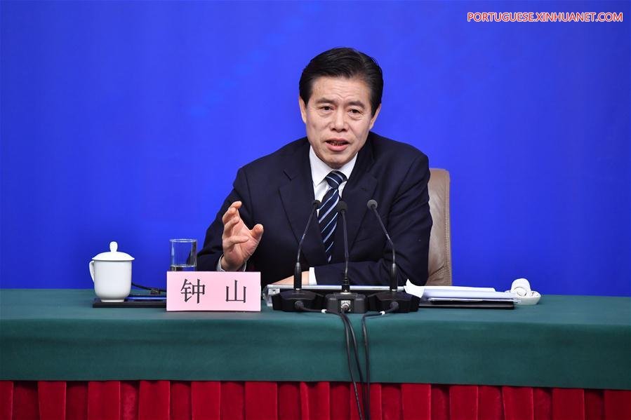 Ministro chinês do Comércio desvela planos para atualziar o comércio exterior