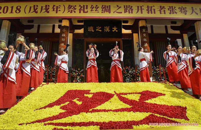 Cerimônia realizada em Shaanxi em memória do emissário Zhang Qian