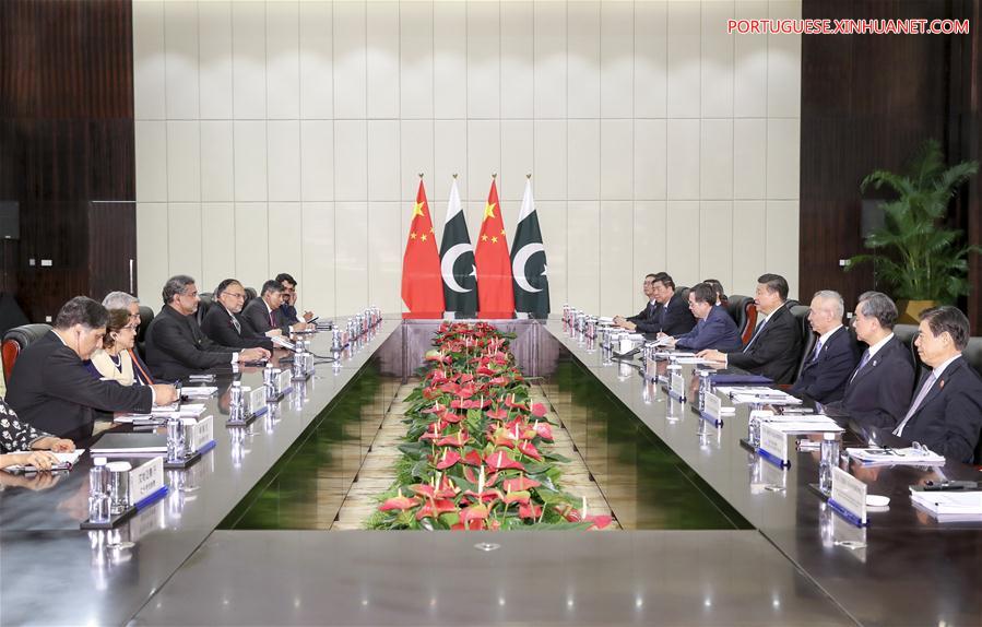 Relações China-Paquistão devem ser pilar de paz e estabilidade regionais, diz Xi
