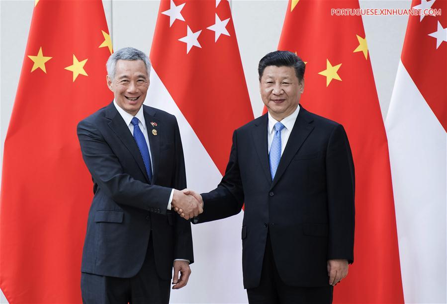 Presidente chinês discute relações bilaterais com premiê de Cingapura