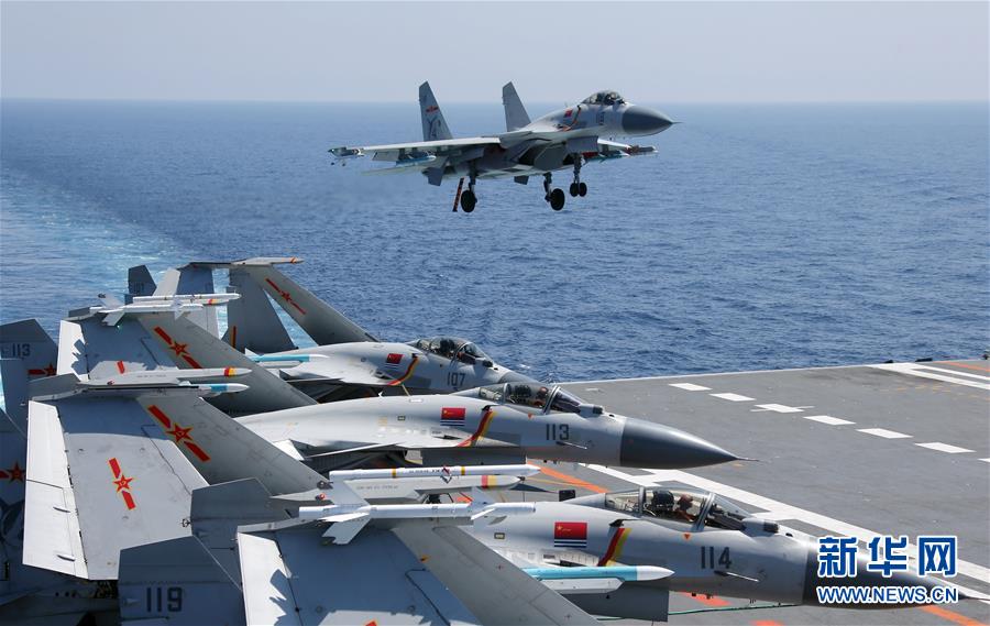 Porta-aviões da China realiza exercícios de formação no Mar do Sul da China