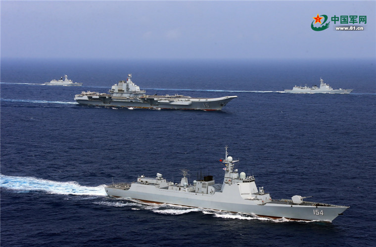 Formação de porta-aviões da China realiza exercício no Pacífico Ocidental