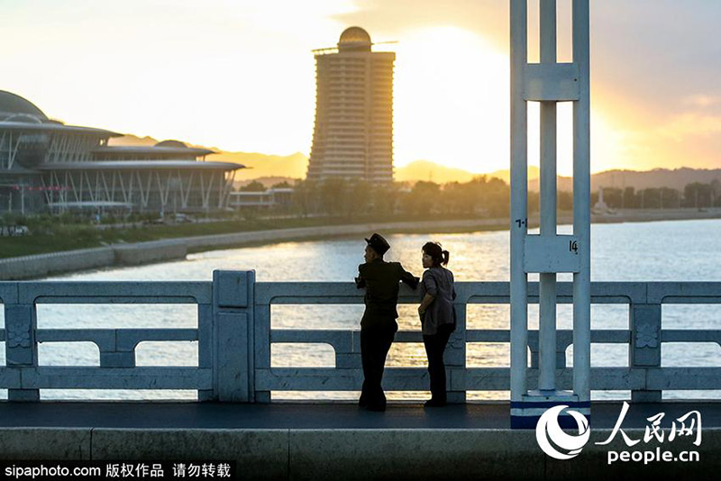 Galeria: Fotógrafo chinês captura quotidiano da RPDC