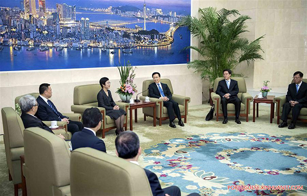 Vice-premiê chinês se reúne com funcionários de Macau