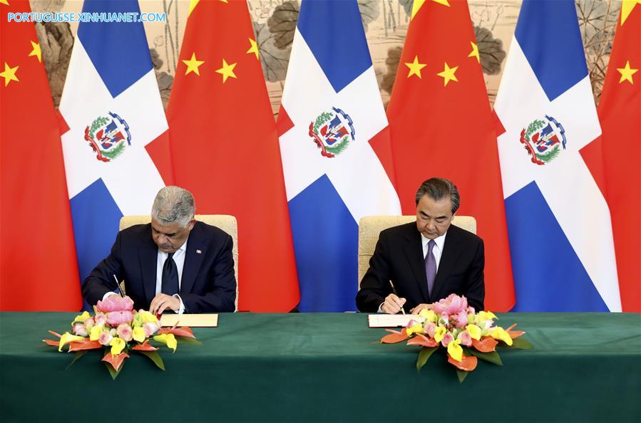 China e República Dominicana estabelecem relações diplomáticas