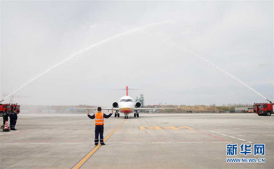 Jato regional chinês ARJ21 voa em rotas novas em região extremamente fria