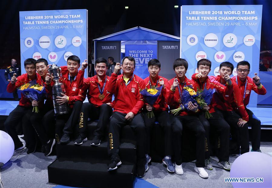 Equipa masculina chinesa arrecada 9º título consecutivo nos mundiais de ténis de mesa
