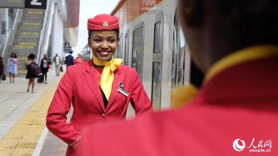Galeria: Tripulação da linha ferroviária Nairobi-Mombasa