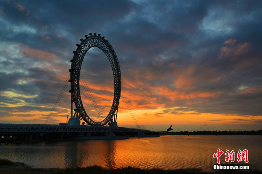 Maior roda gigante sem eixo do mundo inaugurada em Shandong