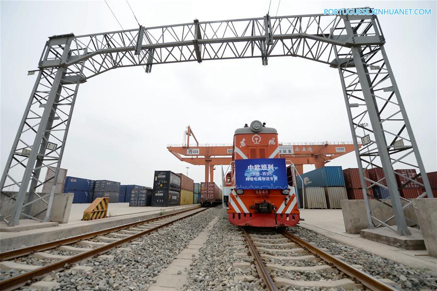 Primeiro trem de carga transfronteiriÃ§o de comÃ©rcio eletrÃ´nico liga Hamburgo e Xi'an