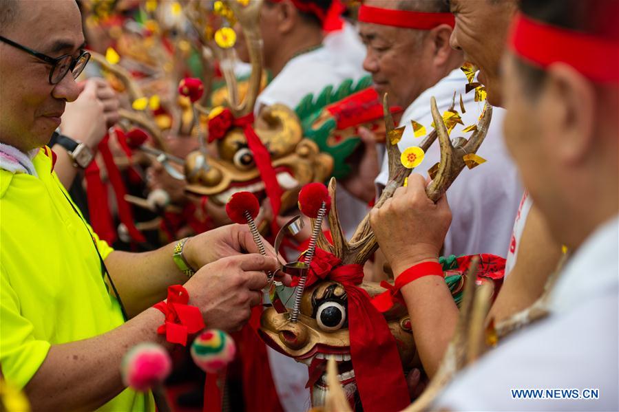 Macau realiza Festival do Dragão Embriagado