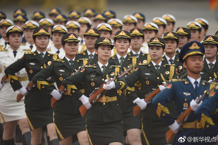 Guarda de honra feminina do ELP estreia como formação independente em Beijing