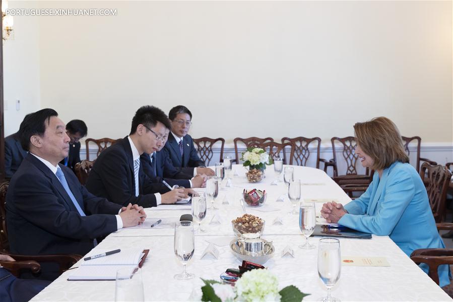 Alto funcionário da China visita EUA para fortalecer laços bilaterais