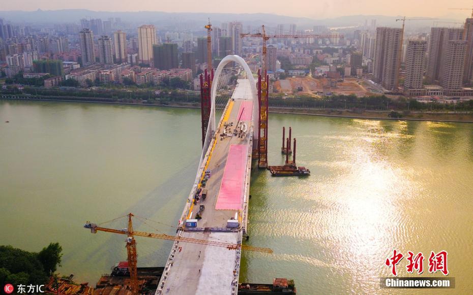 Região autônoma de Guangxi inaugura ponte “Baisha”