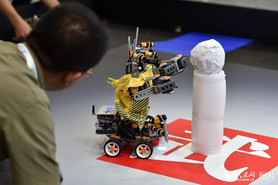 Beijing realiza Conferência Mundial de Robótica 2018