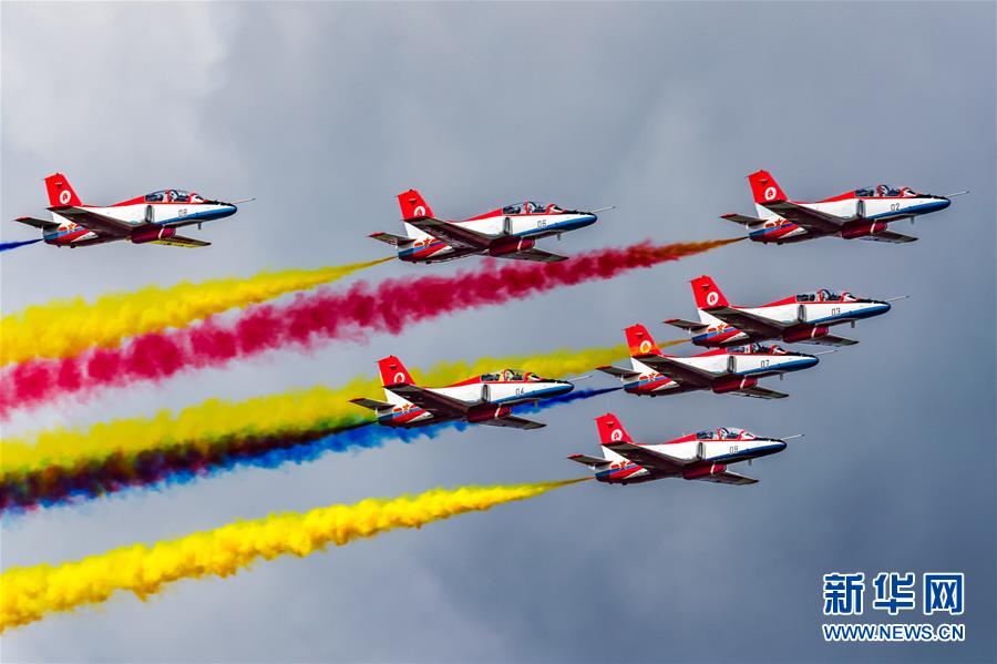 Força Aérea da China realiza atividades temáticas abertas ao público