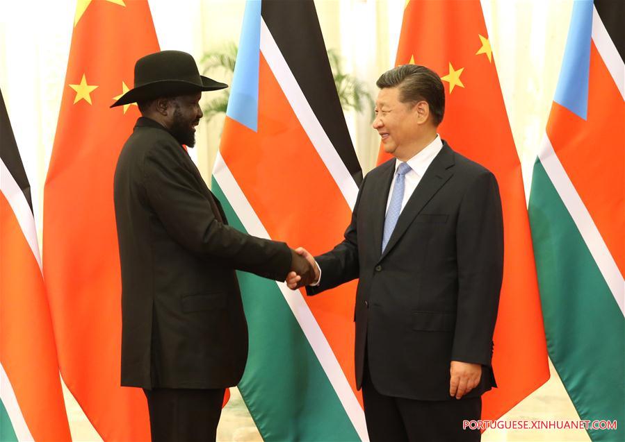 Xi reúne-se com presidente do Sudão do Sul