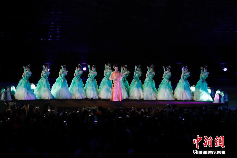 Jogos Asiáticos encerram com exibição do show “8 Minutos em Hangzhou”