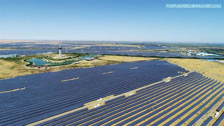 Zhongwei constrói cadeia de energia fotovoltaica para aproveital sol abundante na região