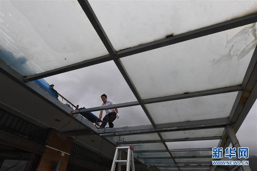 Trabalhos de resgate iniciados em Shenzhen após passagem de super tufão
