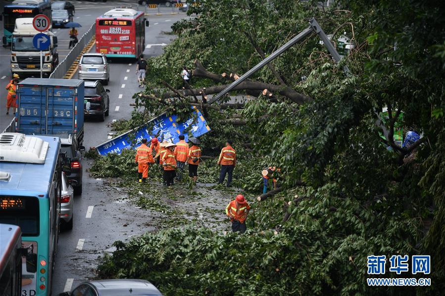 Trabalhos de resgate iniciados em Shenzhen após passagem de super tufão