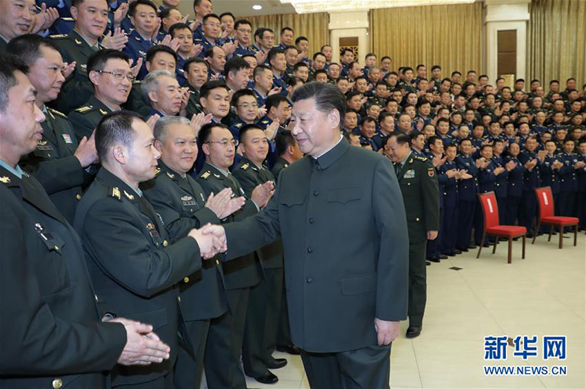 Xi inspeciona exército e enfatiza treinamento e preparação para guerra