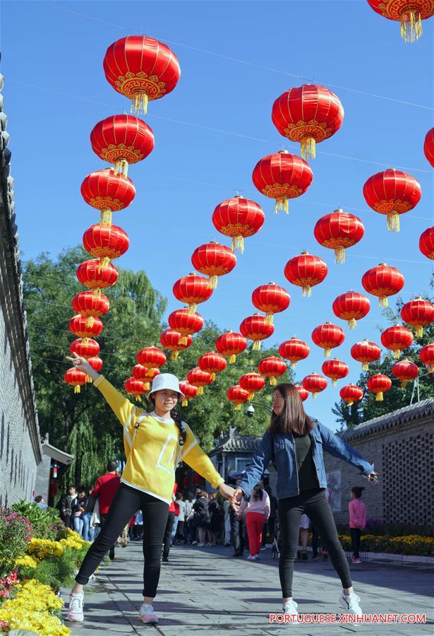 Chineses comemoram Dia Nacional com diversas atividades