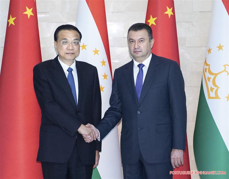 China impulsionará relações com Tadjiquistão para novos níveis, diz premiê Li