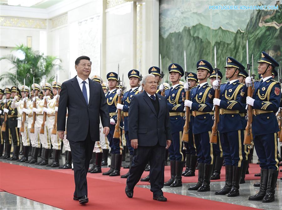 Xi se reúne com presidente de El Salvador, pedindo base sólida para promover cooperação