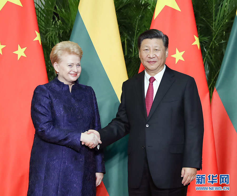 Xi reúne-se com presidente da Lituânia
