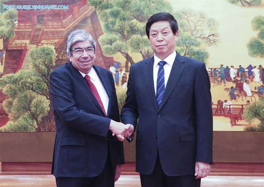 China e Portugal visam intercâmbio e cooperação parlamentares mais próximos