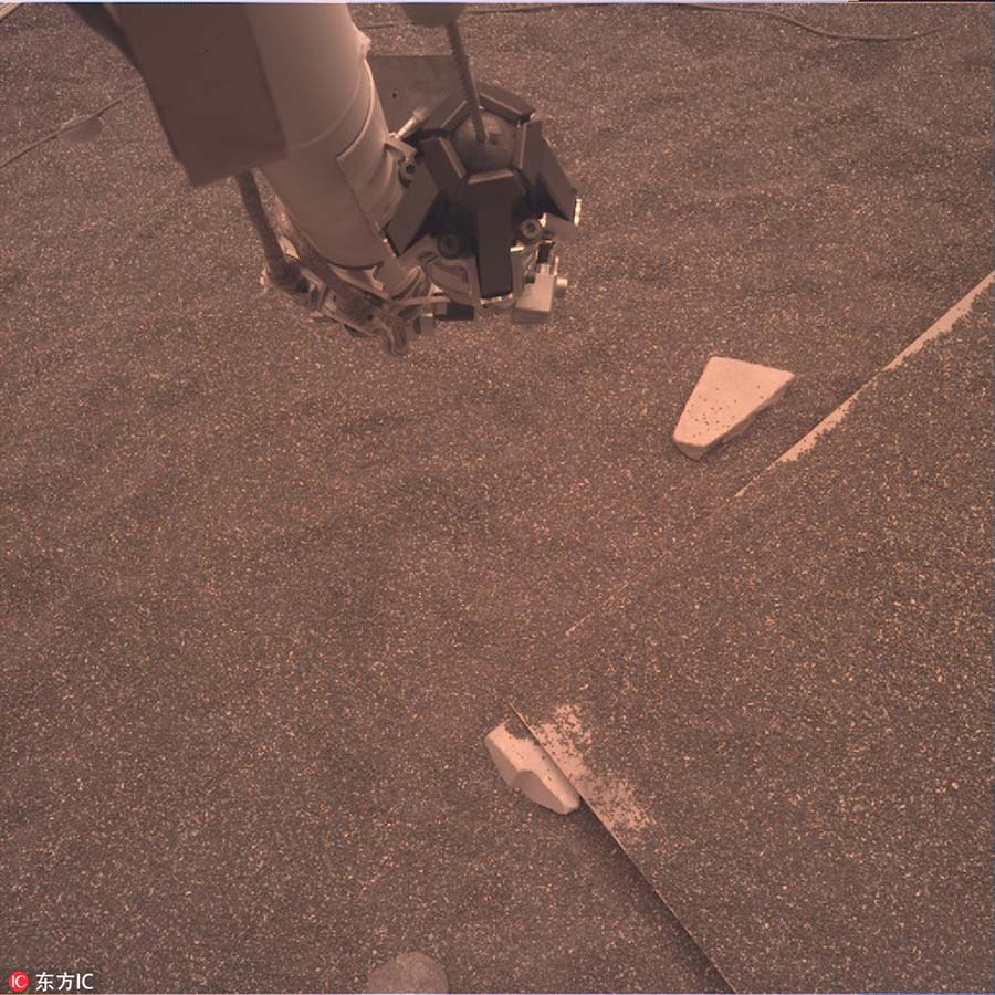 Espaçonave InSight da NASA aterrissa em Marte