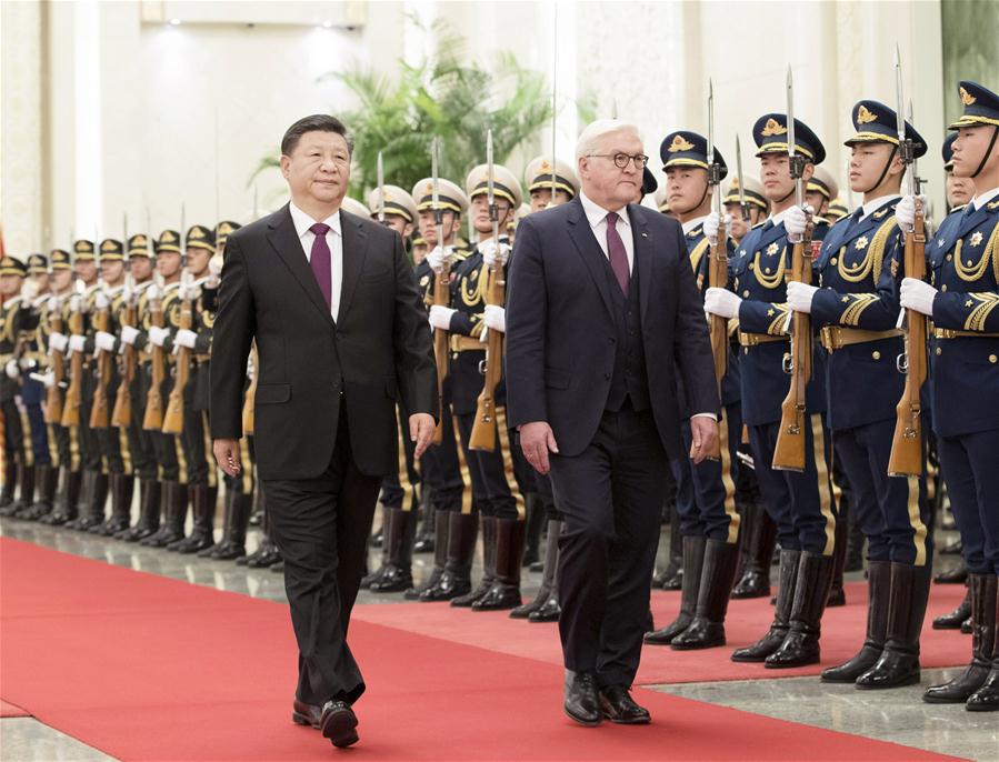 China e Alemanha concordam em fortalecer ainda mais os laços bilaterais