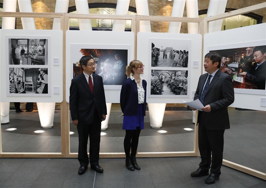 Exposição fotográfica em Londres comemora 40 anos da reforma e abertura da China
