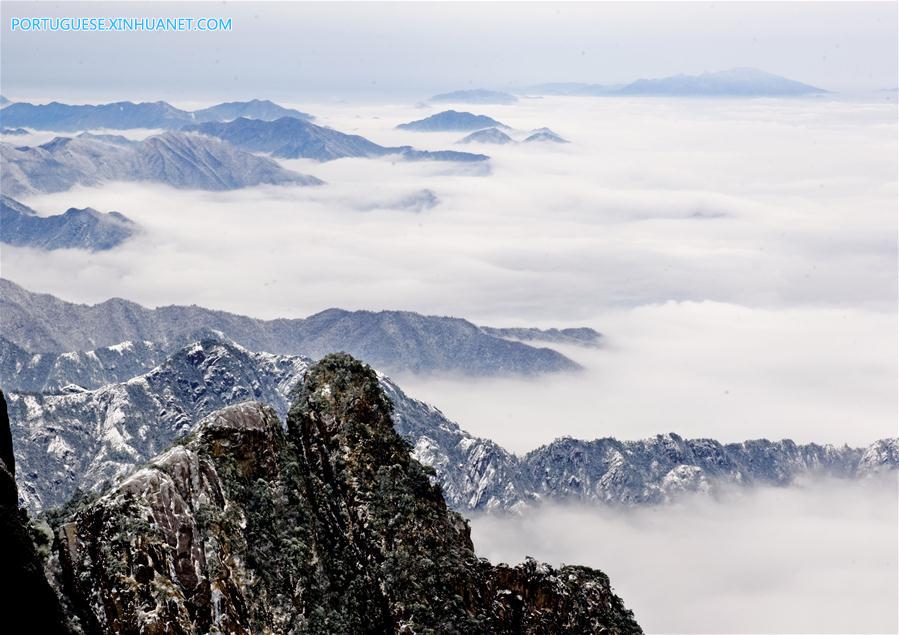 Galeria: Montanha Huangshan coberta de neve